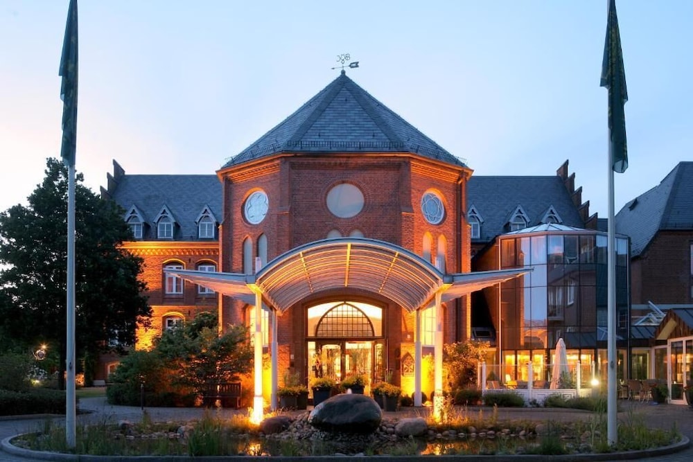 Geniesser Hotel Altes Gymnasium 1/50