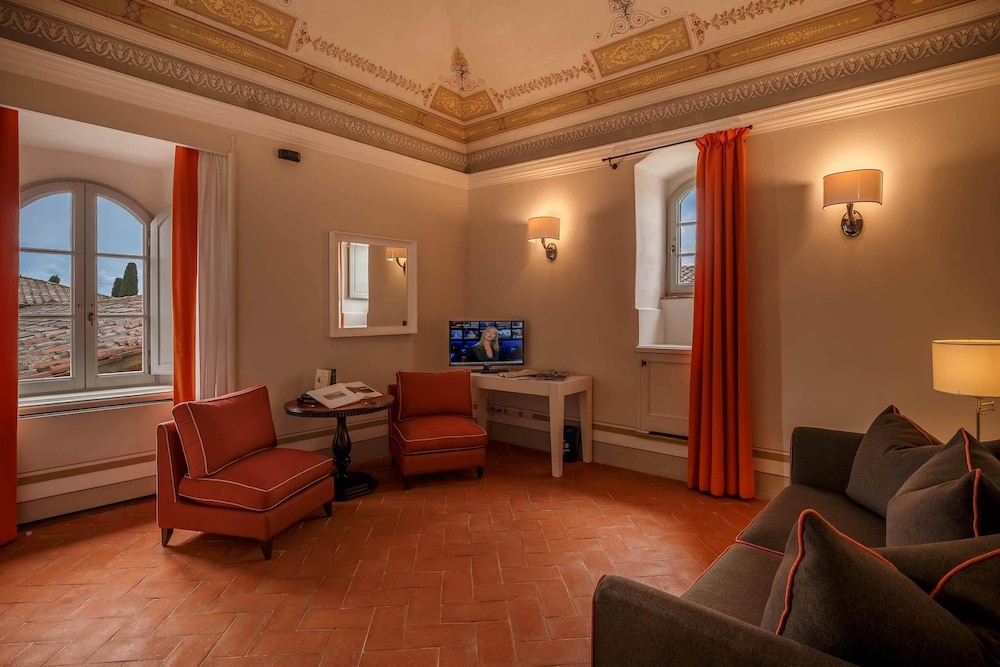 BORGO SCOPETO RELAIS 56/76