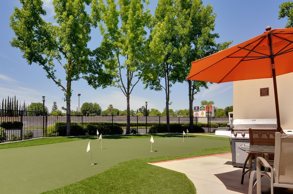 Best Western Plus Rancho Cordova Inn 31/63