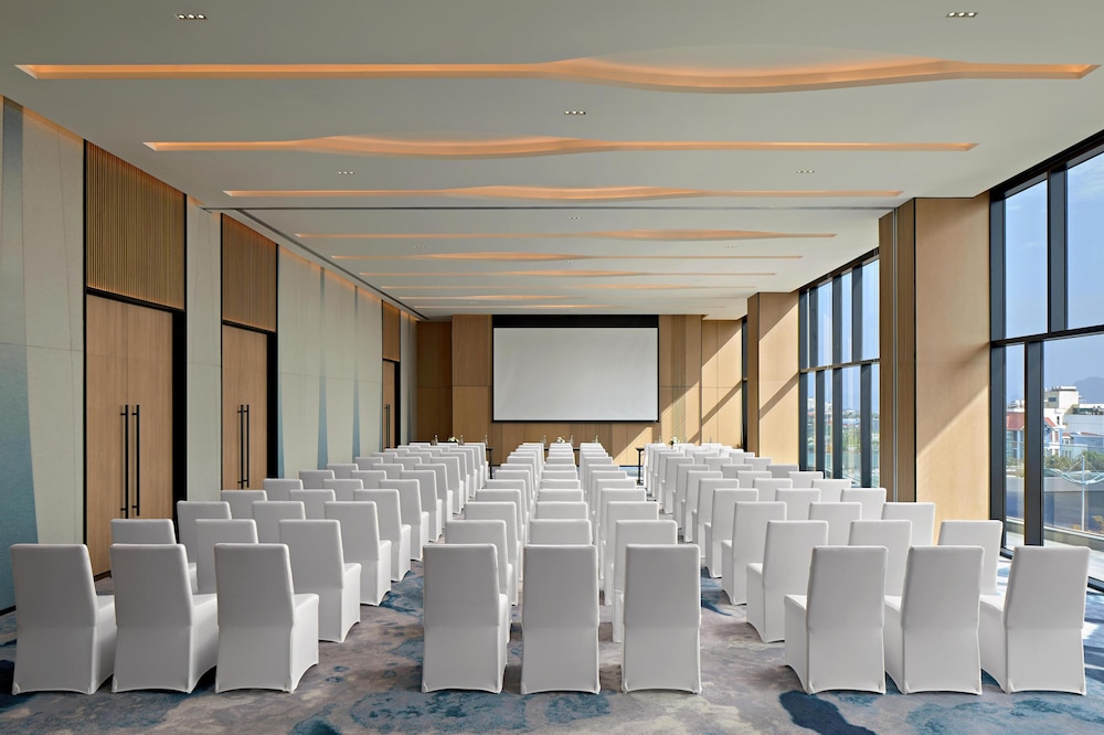 Hyatt Place Ha Long Bay, Bai Chay 39/50