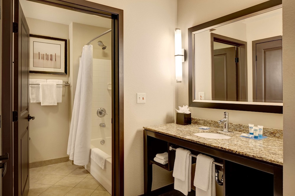 HYATT house Seattle/Bellevue 68/70