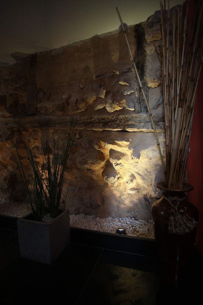 Hotel Castilla 36/38