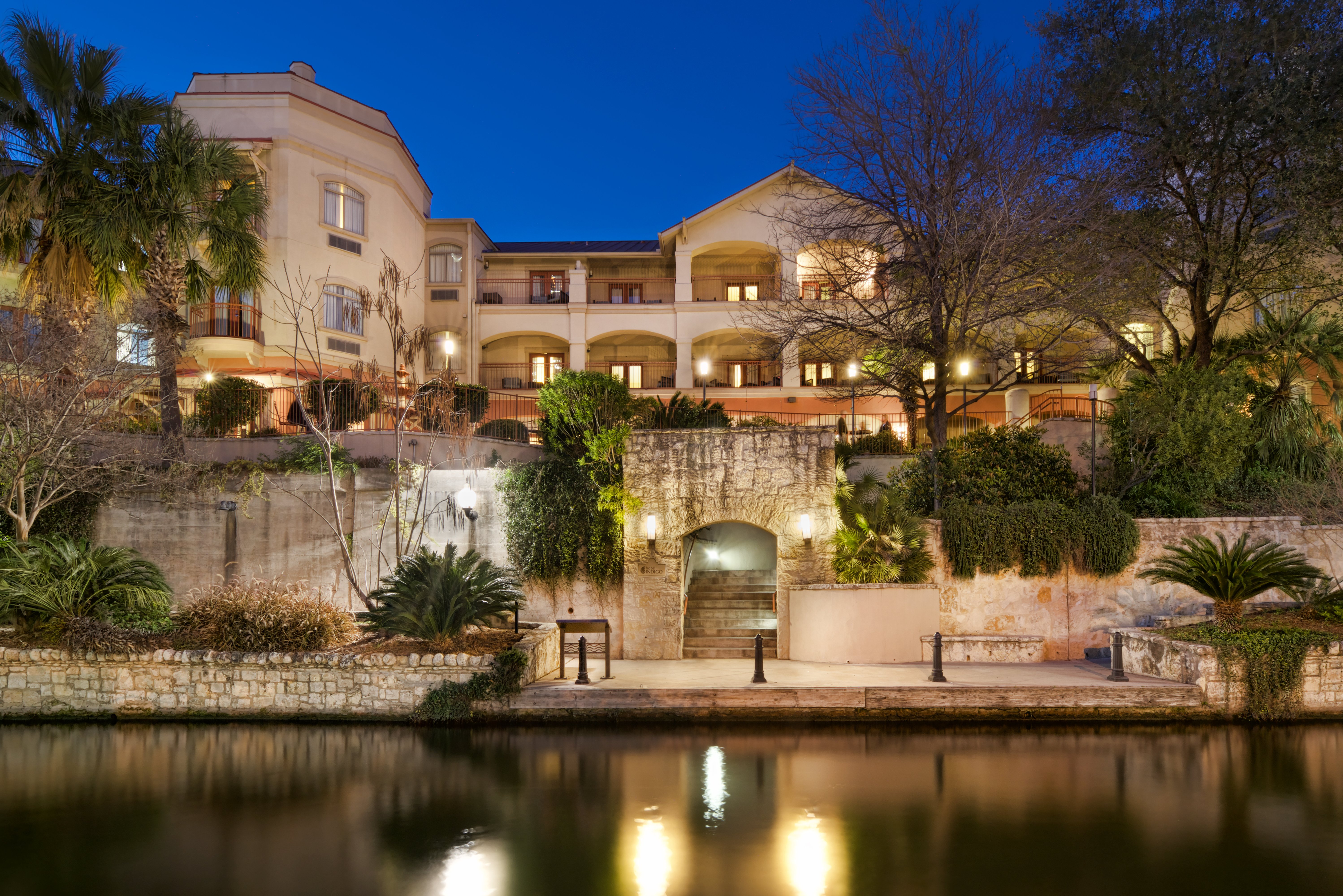 HOTEL INDIGO SAN ANTONIO-RIVERWALK 32/37