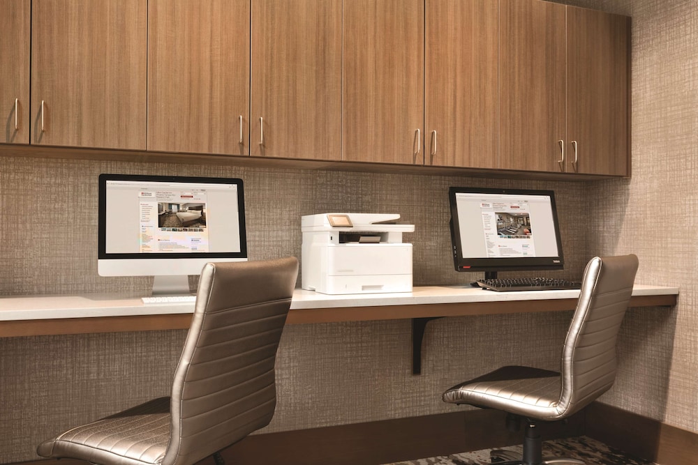 Hilton Garden Inn Phoenix Tempe University Research Park 51/64