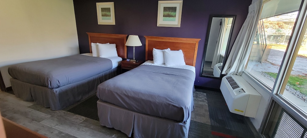 Hudson Valley Hotel And Conference Center By Fairbridge 4/15