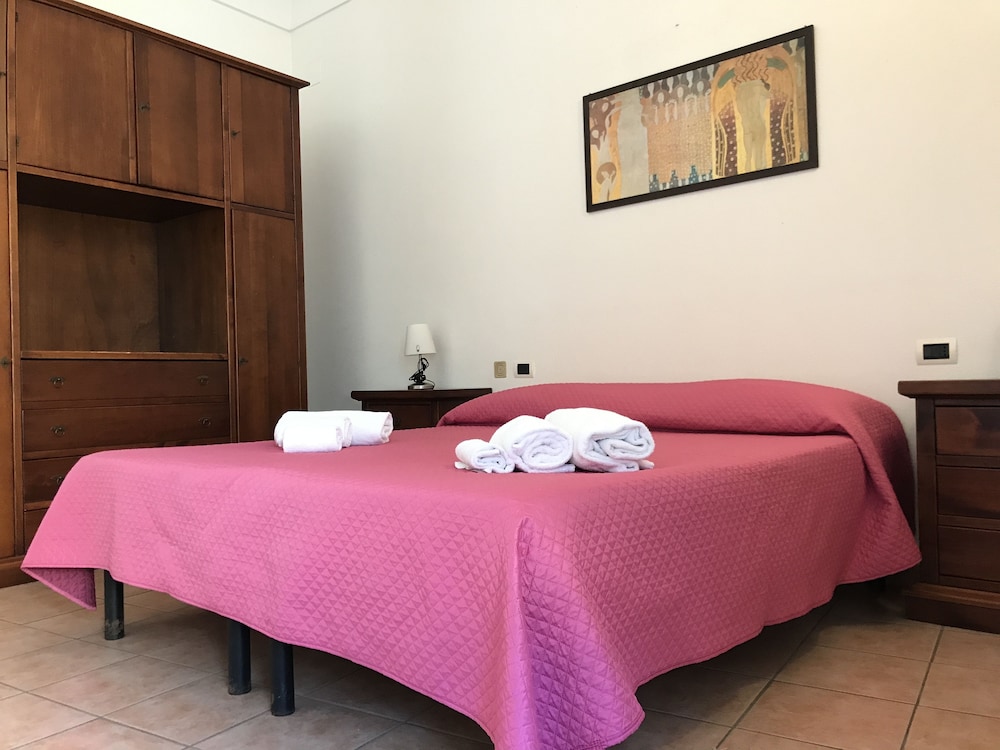 RESIDENCE DEI BARONI 12/35