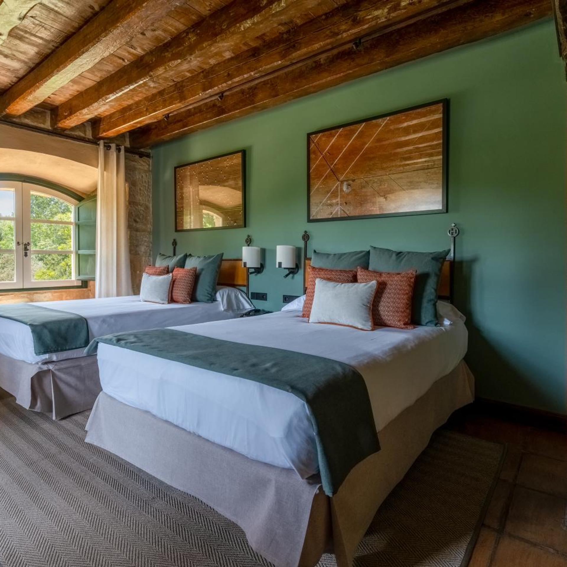 Room, Twin Beds, Terrace