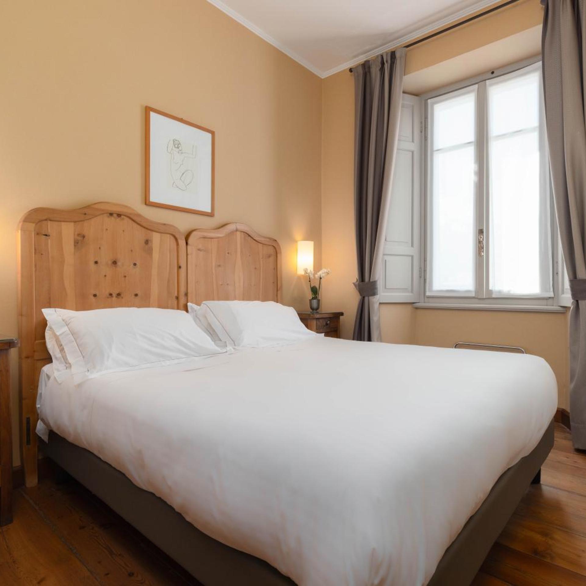 Room, Double Bed