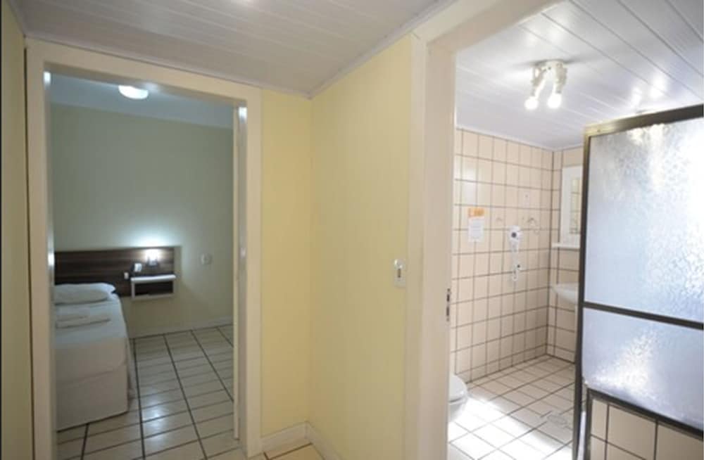 Hotel Morro do Sol 22/50