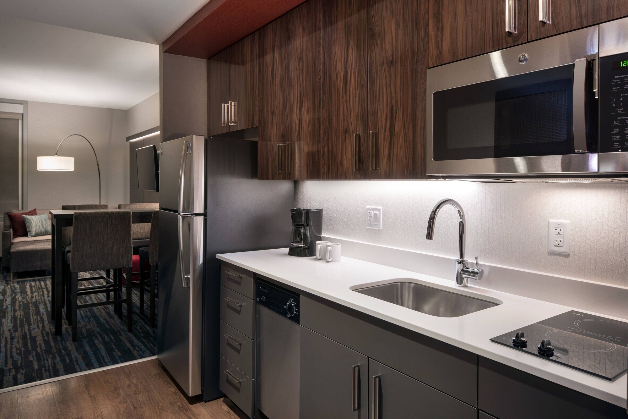 جناح استوديو بسريرين كوين مع أريكة لذوي الإعاقة، RESIDENCE INN SEATTLE DOWNTOWN/CONVENTION CENTER 7/7