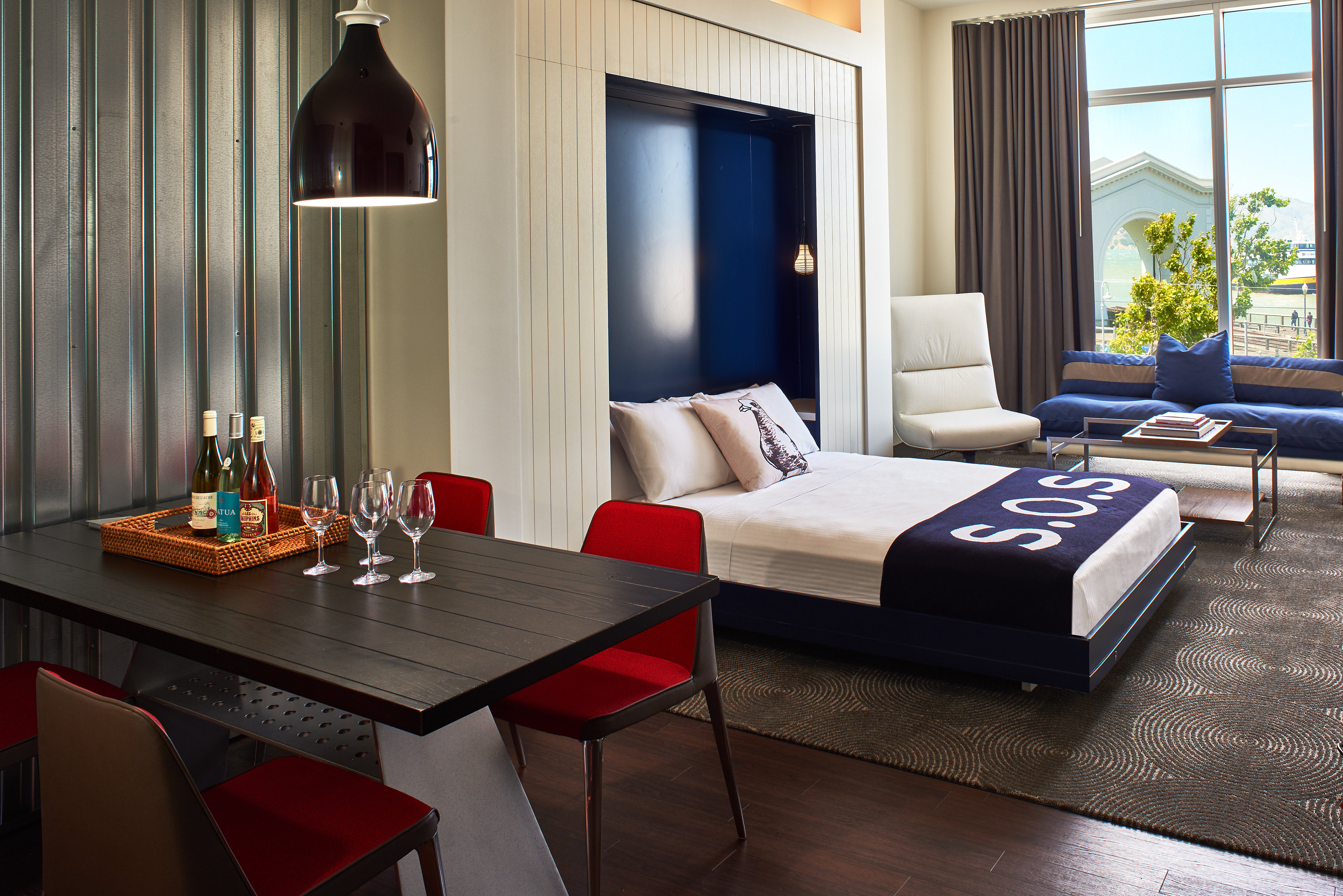 Hotel Zephyr 7/51