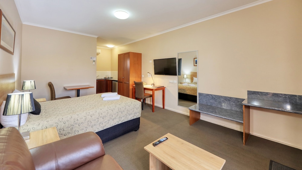 Top of the Town Motel Benalla 24/44