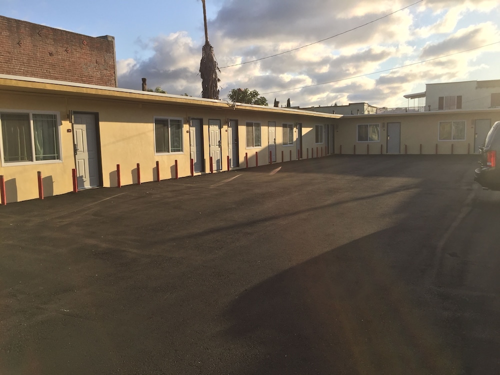 Park Motel 28/31