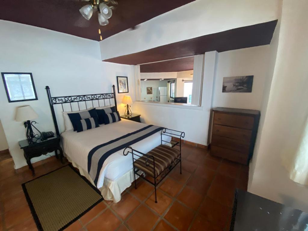 2 Bedrooms, Apartment