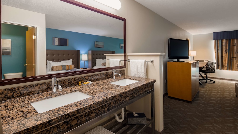 Best Western Plus Liberty Lake Inn 48/50
