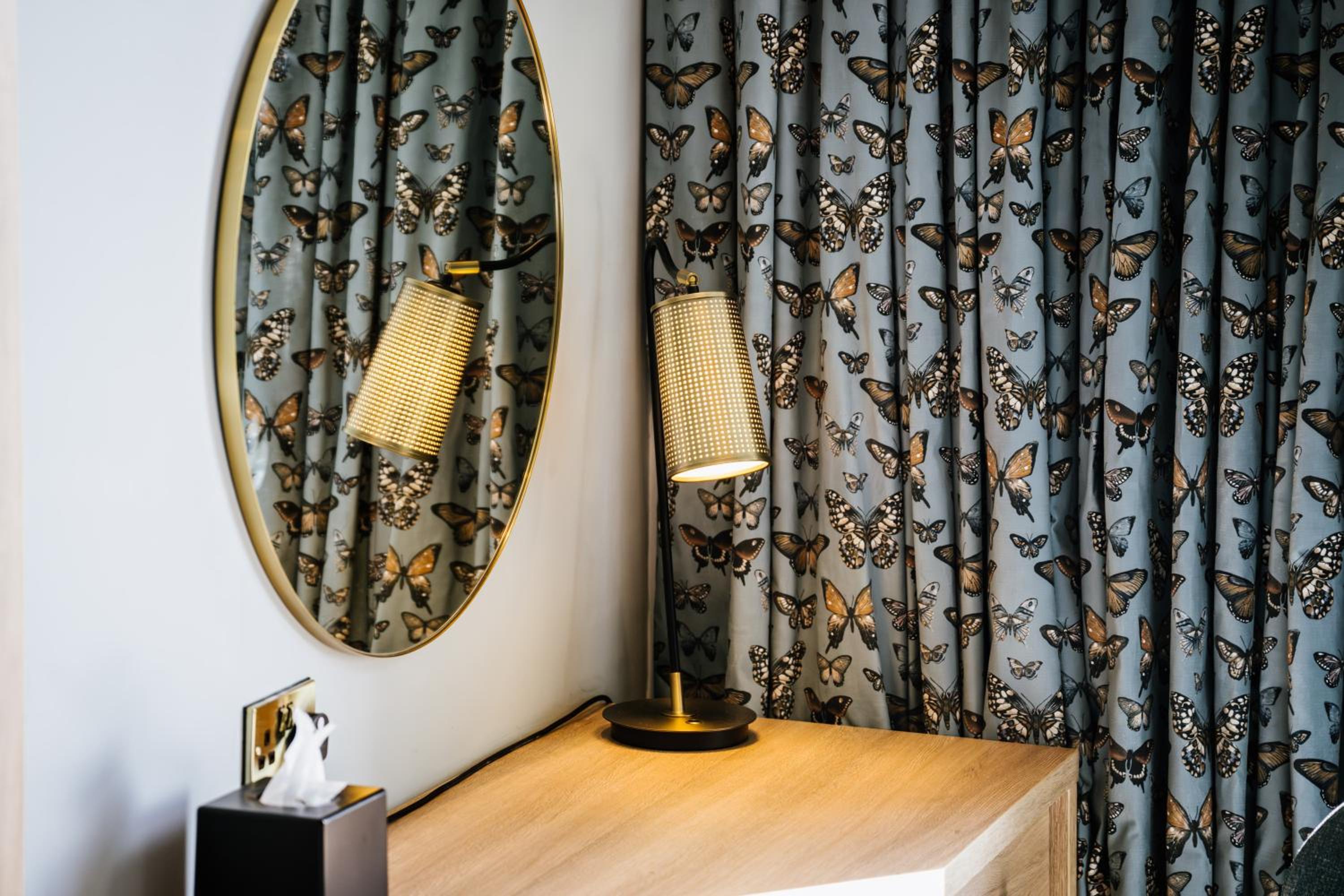 Clifton Arms Hotel 34/58
