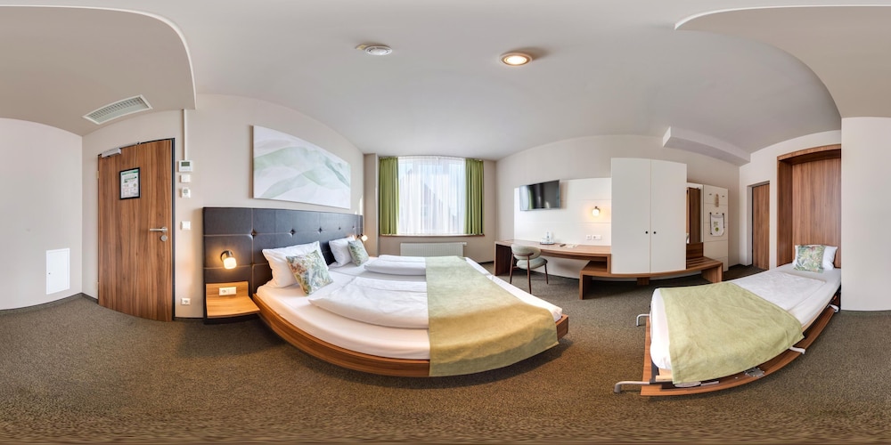 Joesepp's Hotel am Schweizerberg 13/47