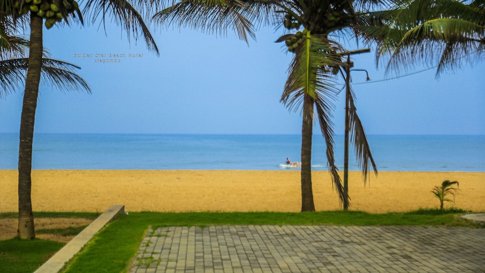 Golden Star Beach 33/48