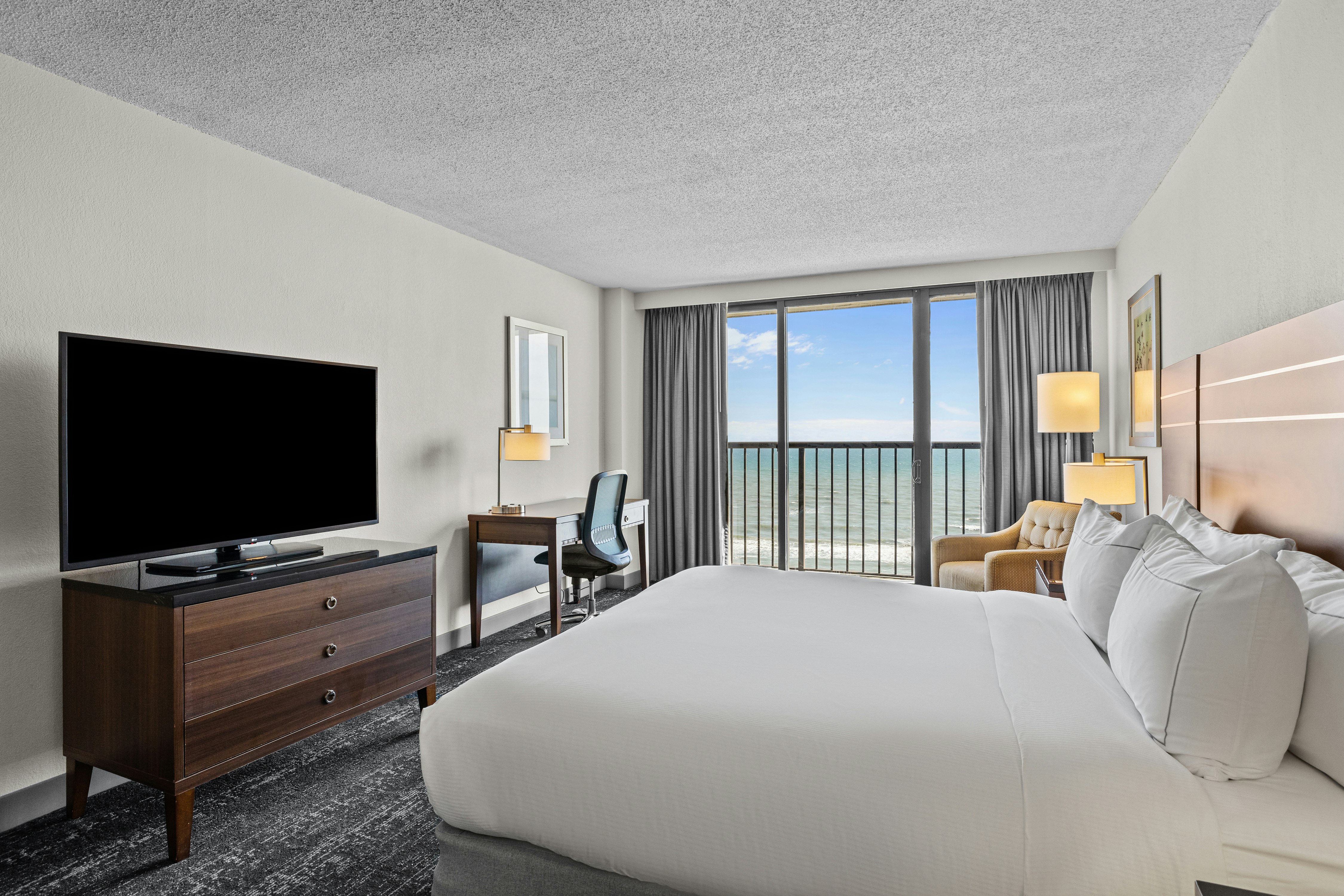 Room, King Bed, Ocean Front, Balcony