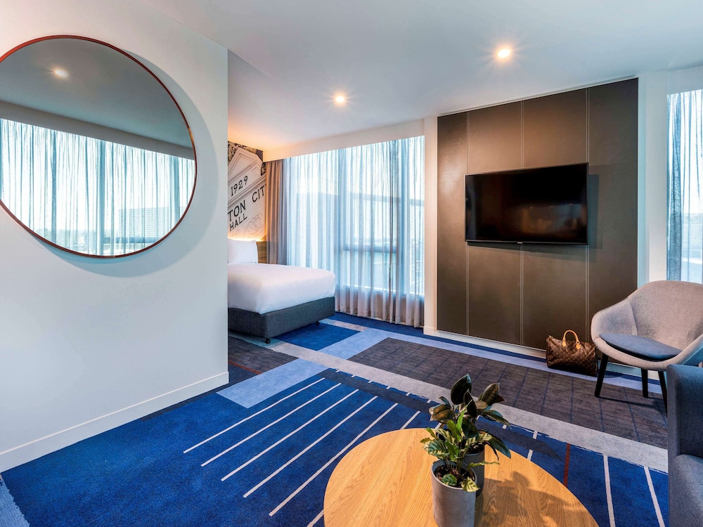 Novotel Melbourne Preston 69/94