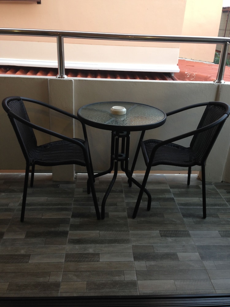 Chitra Suite 35/46