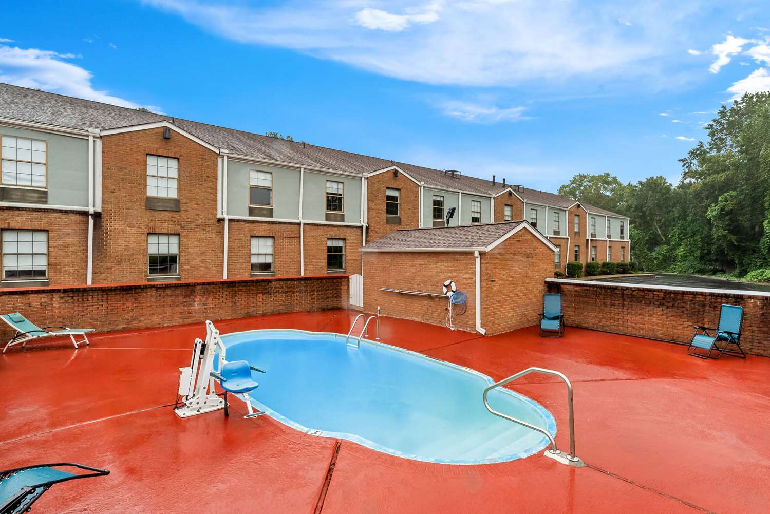 Quality Inn Cornelia GA 33/33