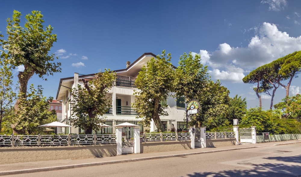 Hotel Eura 39/46