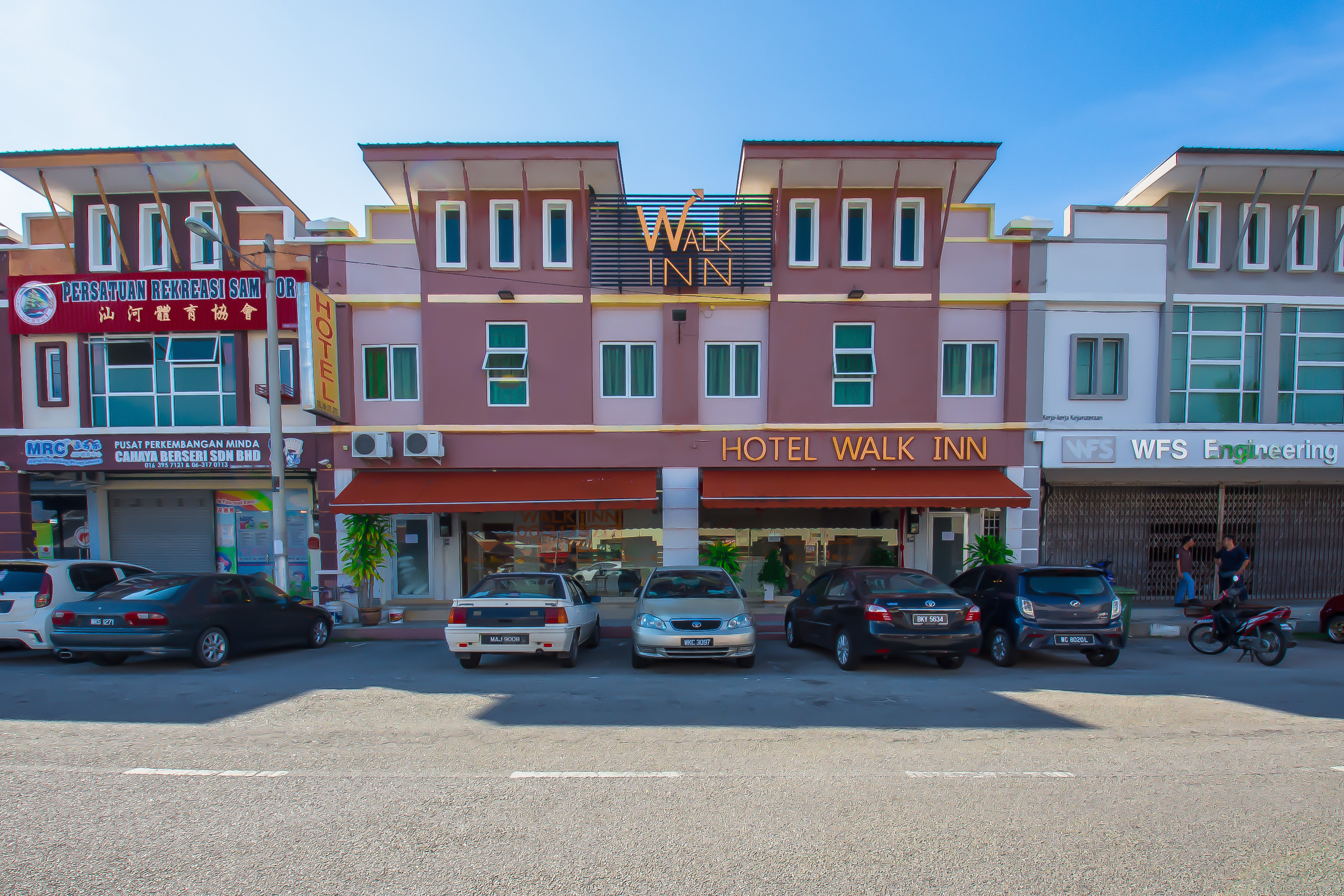 Oyo 582 Hotel Walk Inn 27/32