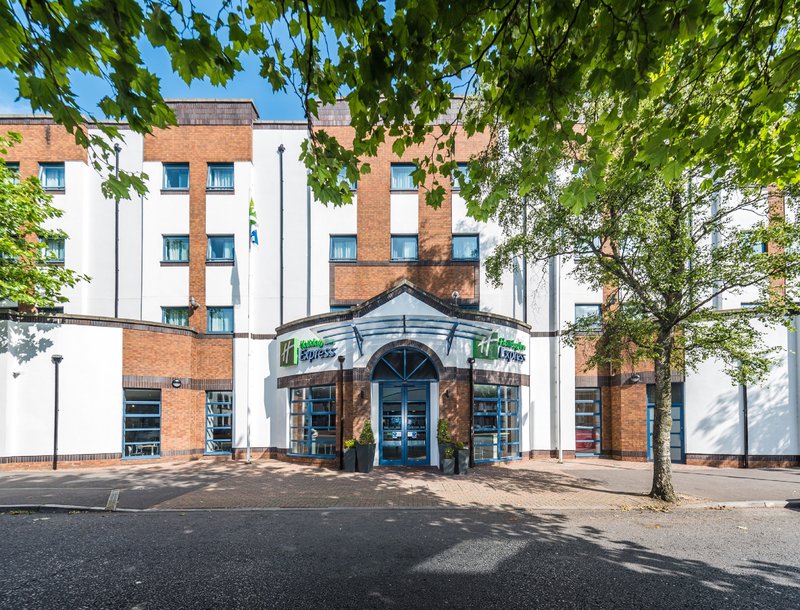 Holiday Inn Express Belfast City 47/50