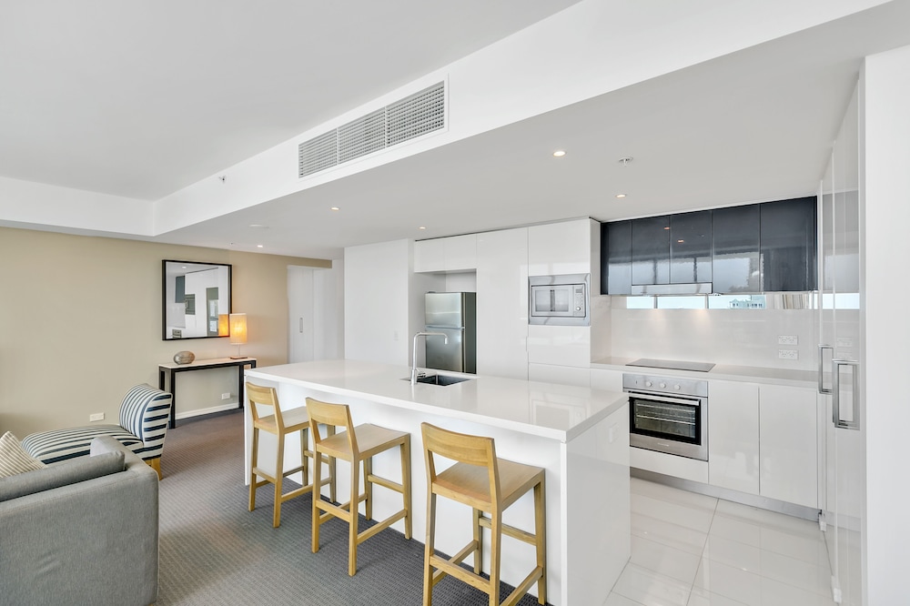 Orchid Residences - HR Surfers Paradise 60/73