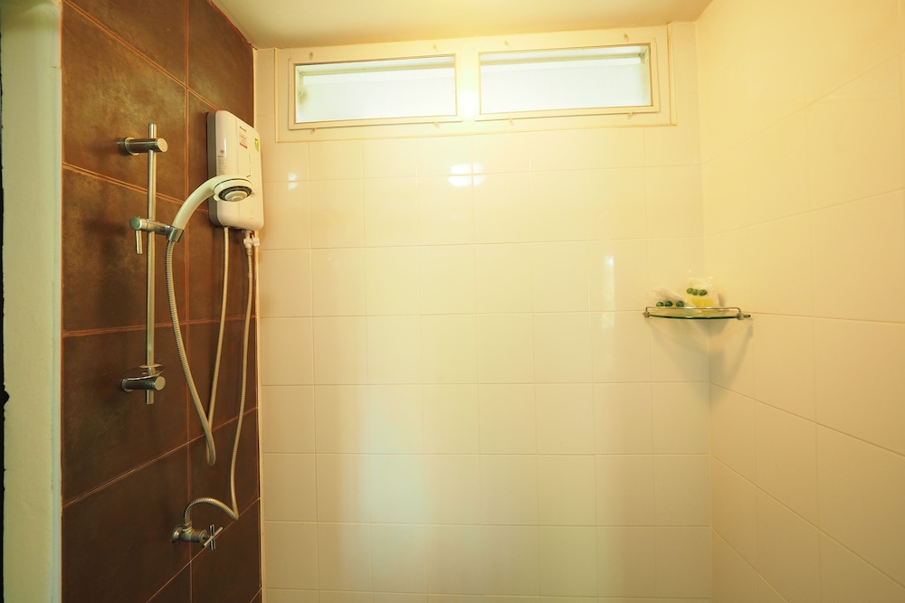 Baan Suan Resort Juree Punsuk 39/40