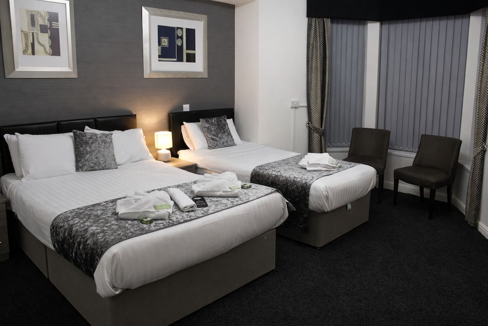 The Royal Seabank Hotel 12/50