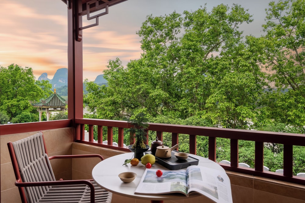 Yangshuo River View Hotel 35/50