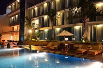 Emersia Hotel Resort 4/50