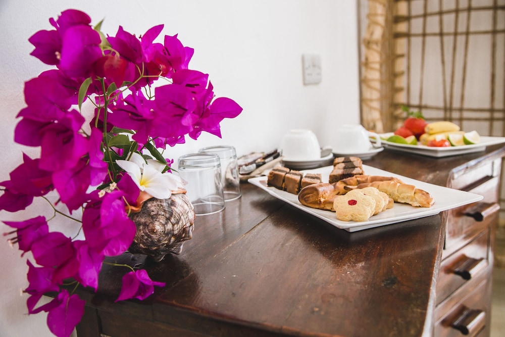 Moonshine Uroa Boutique Hotel 39/50
