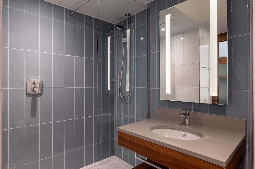 Hampton by Hilton Canterbury 61/61