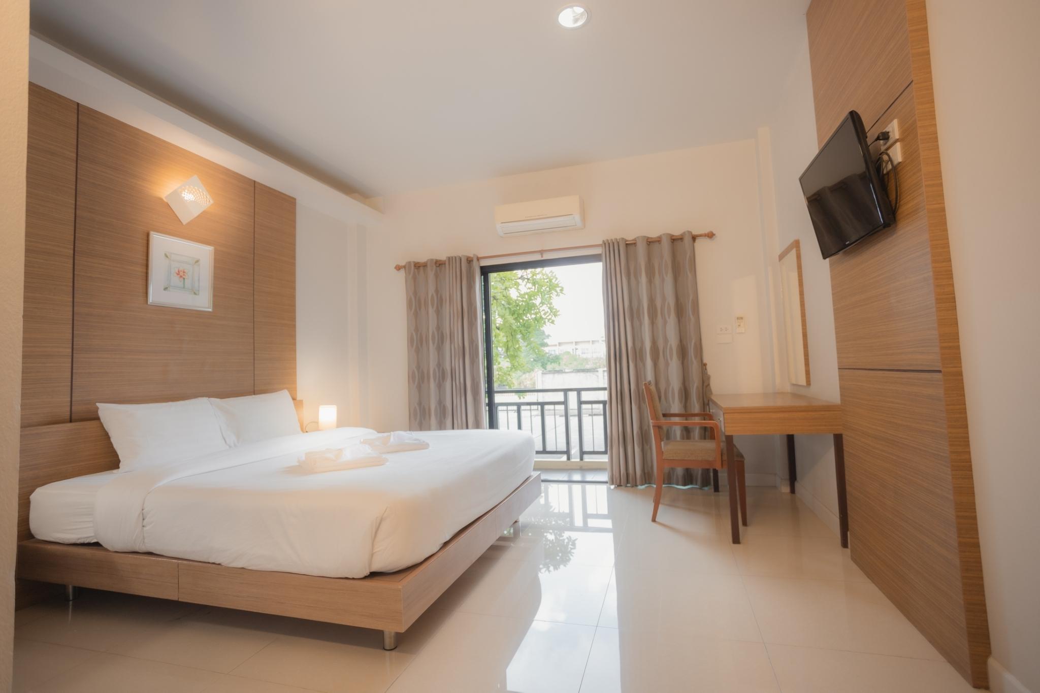 Morage Hotel 13/81