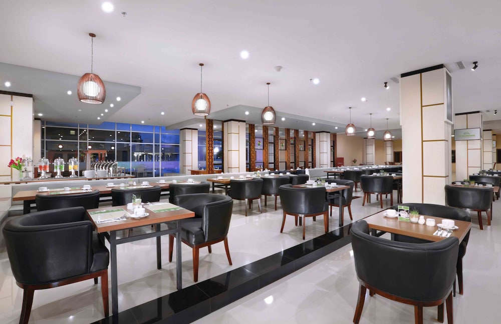 Ck Tanjungpinang Hotel & Convention Centre 13/16