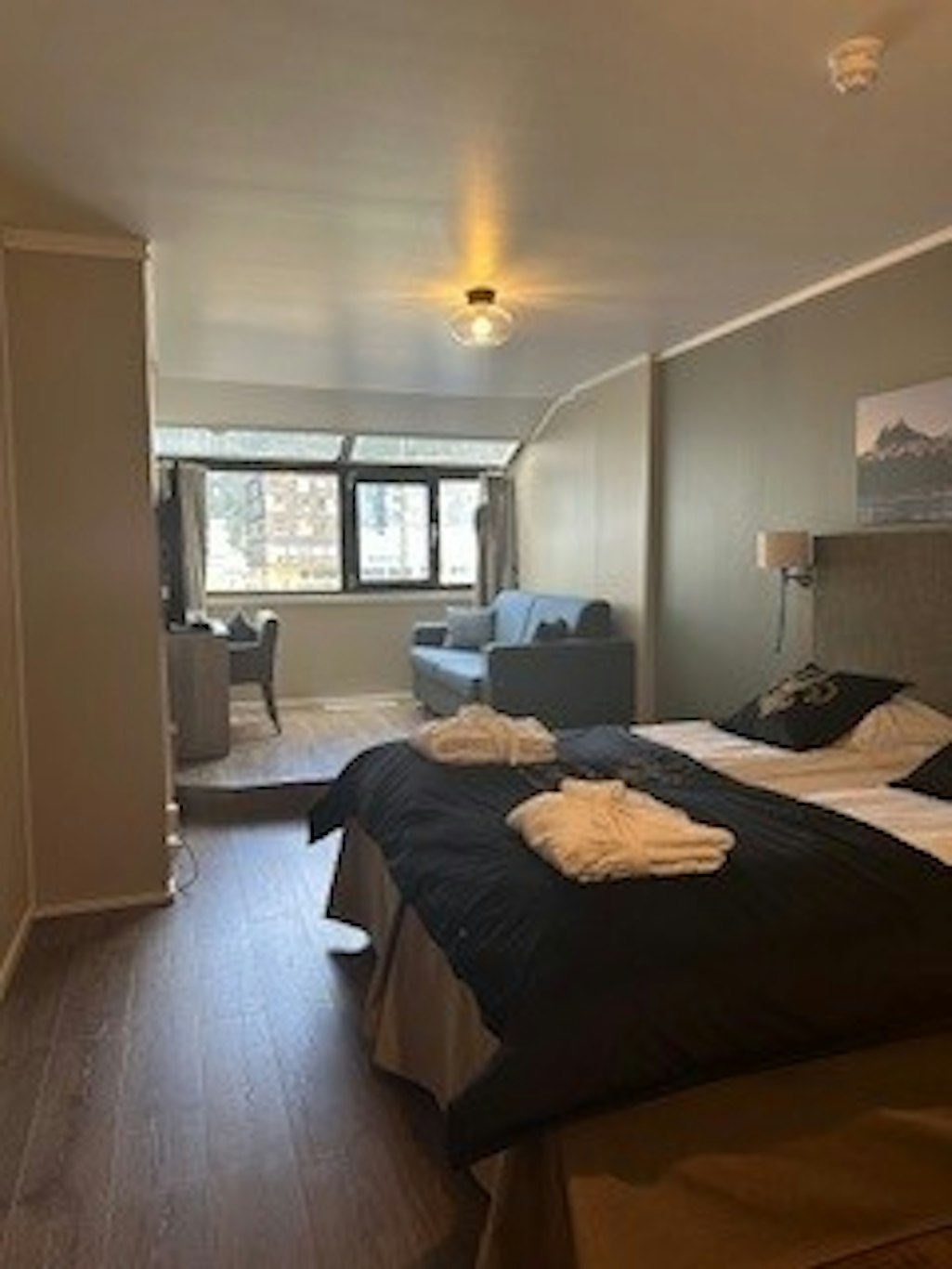 Hotel Forde 10/19
