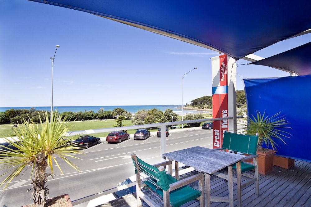 Hotel Sandridge Motel And Lornebeach Apartments 44/58