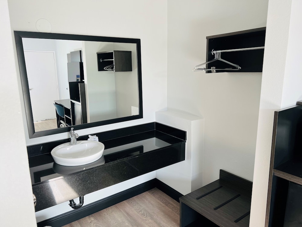 Motel6 Eureka, CA – Redwood Coast 60/60