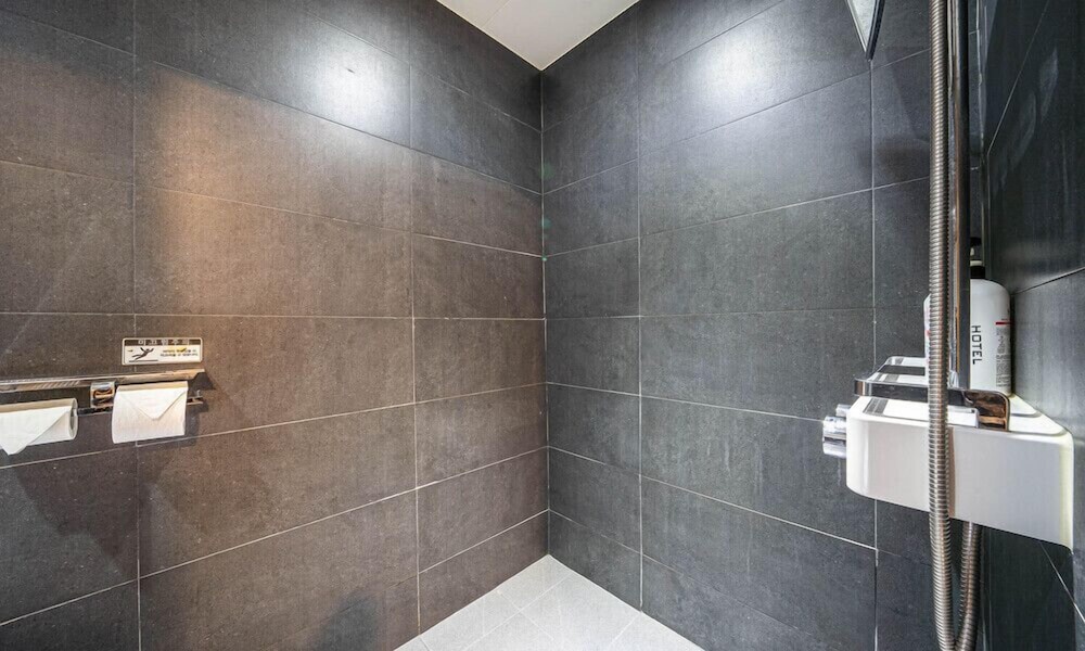 Sintanjin Hotel Box Daejeon 46/50