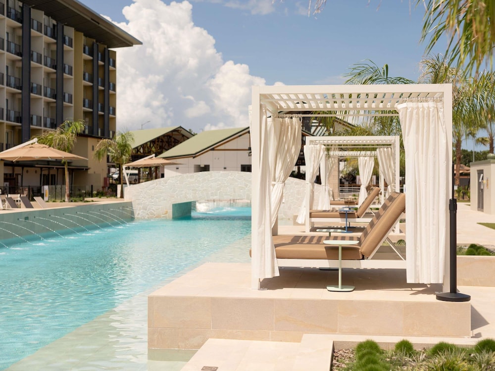 Mercure Darwin Airport Resort 9/83