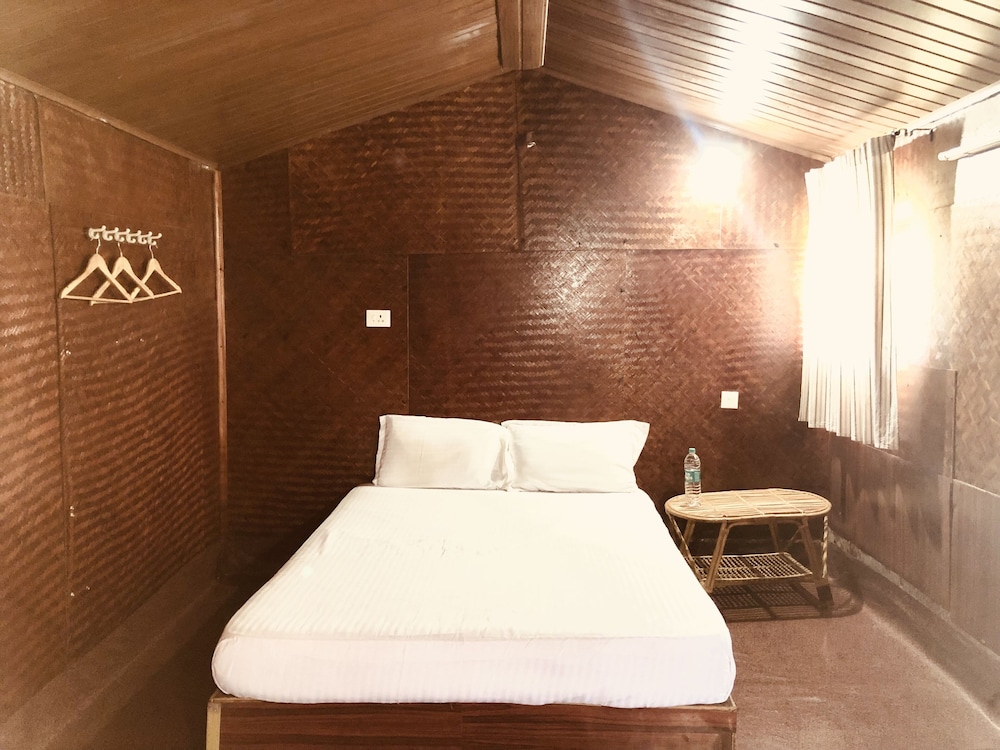 PUNARJANI AYURVEDIC RESORTS 27/64