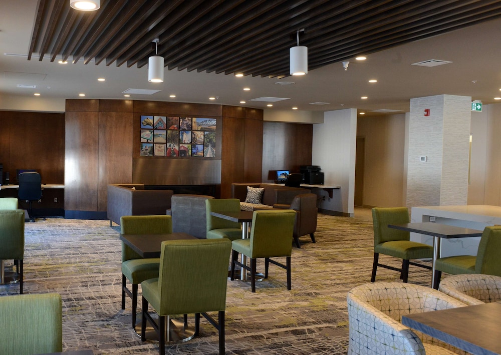 Radisson Kingswood Hotel Fredericton, NB 34/49
