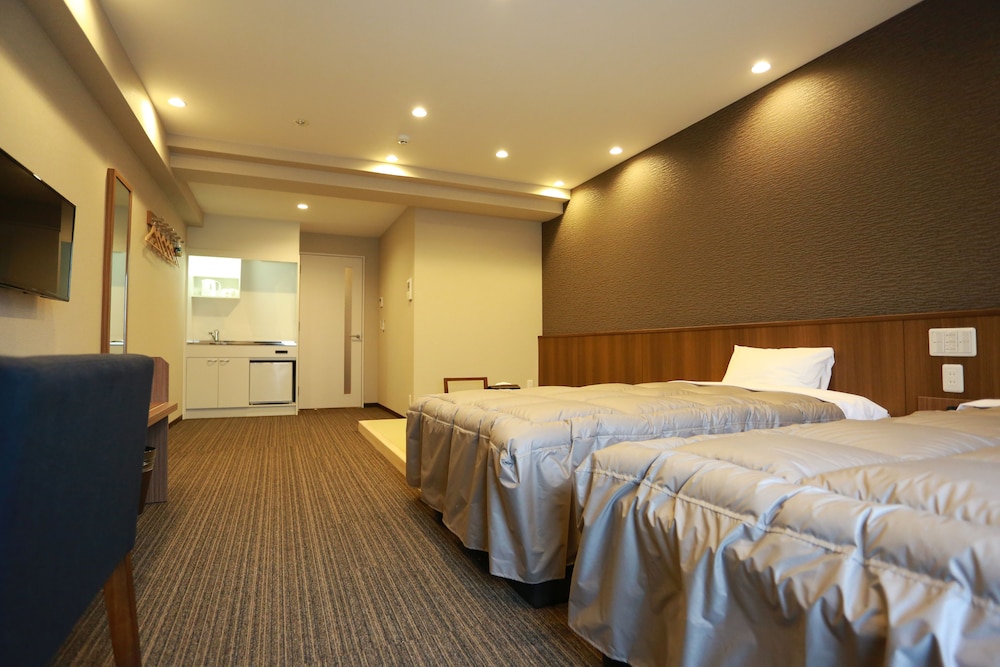 The Base Sakaihigashi Apartment Hotel 12/51