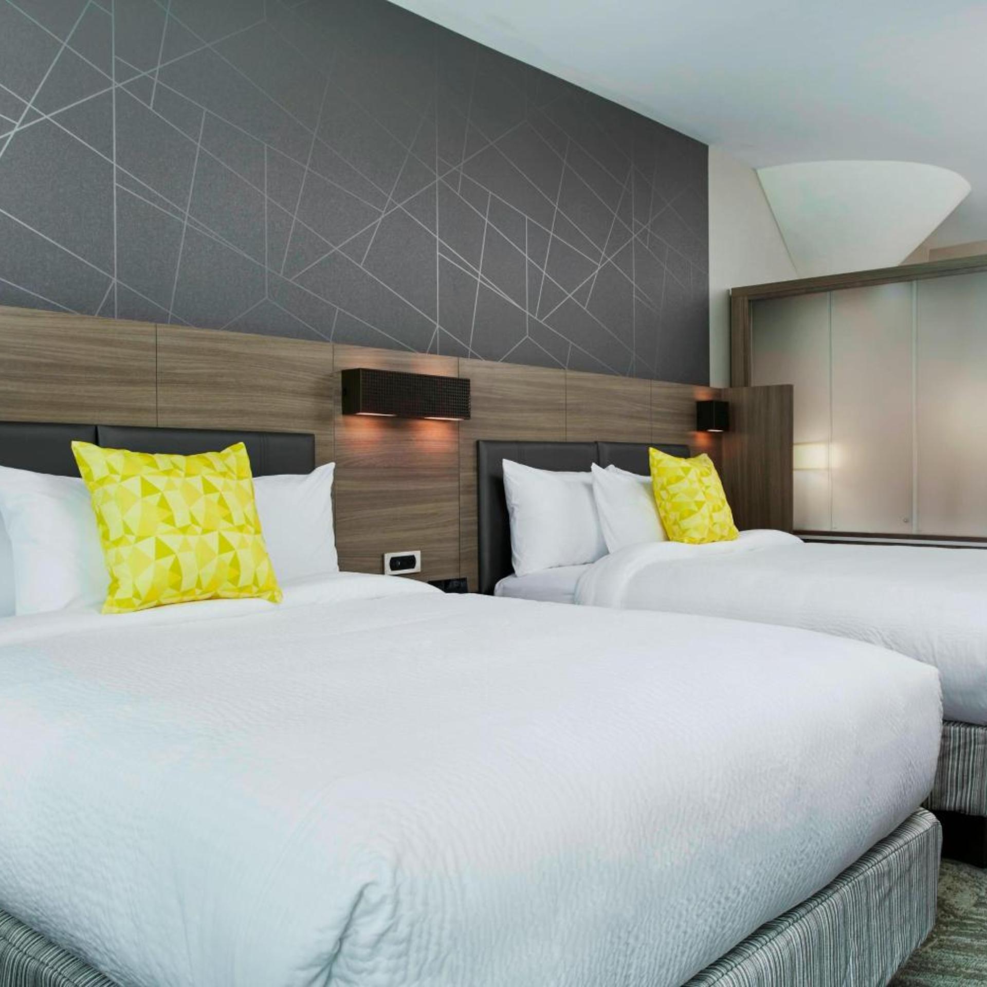 Suite, Queen Bed