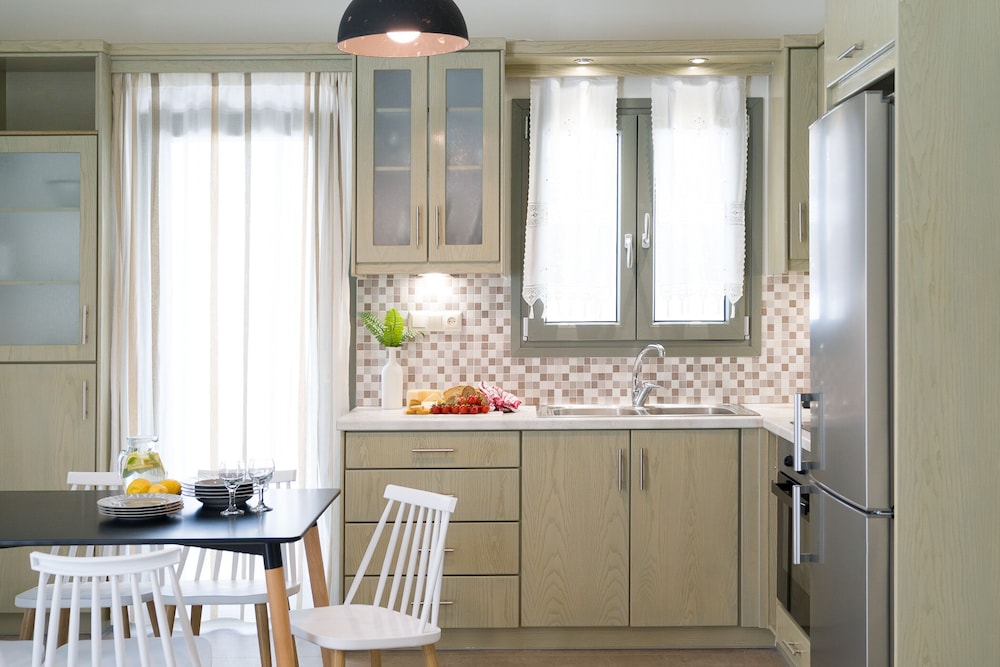 Sweet Home Naxos 6/50