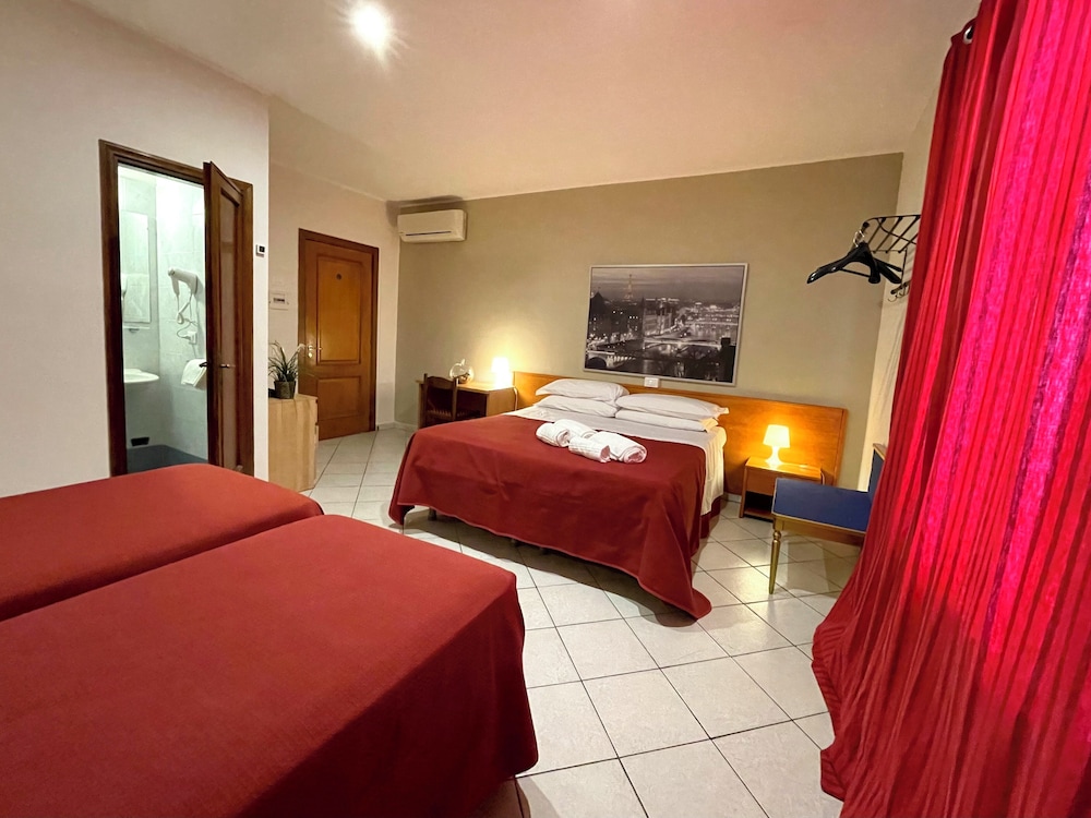 HOTEL LEOPOLDA 24/50