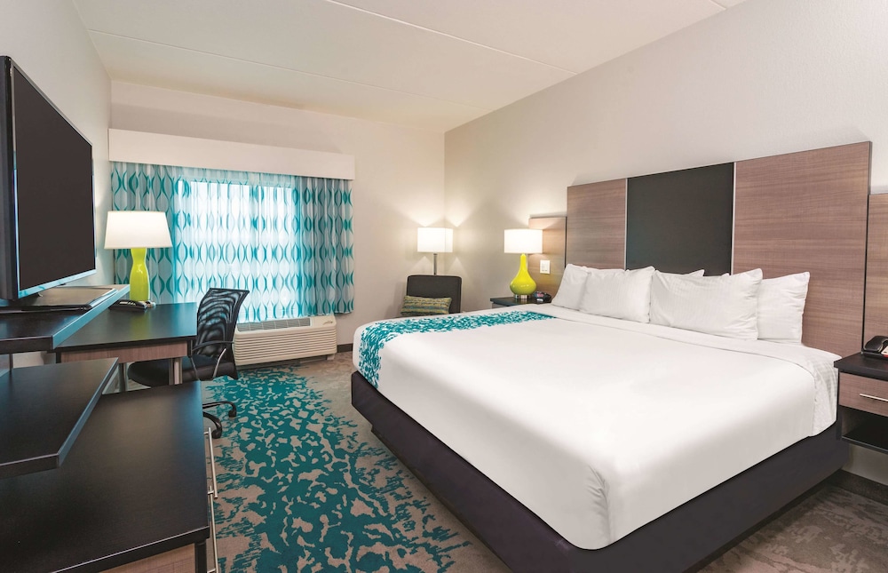 La Quinta Inn Suites By Wyndham Cleveland Tn 15/45